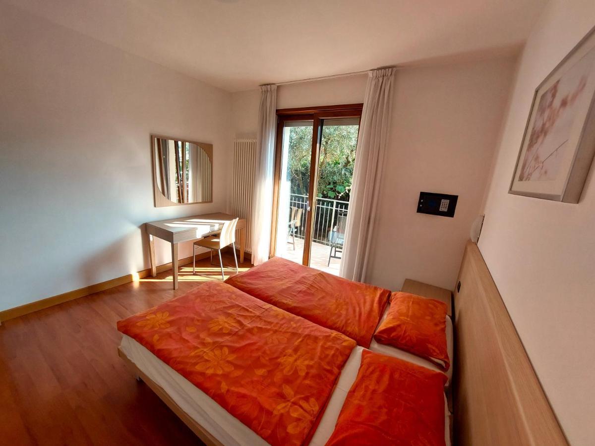 Villa Martina Torbole Sul Garda Luaran gambar